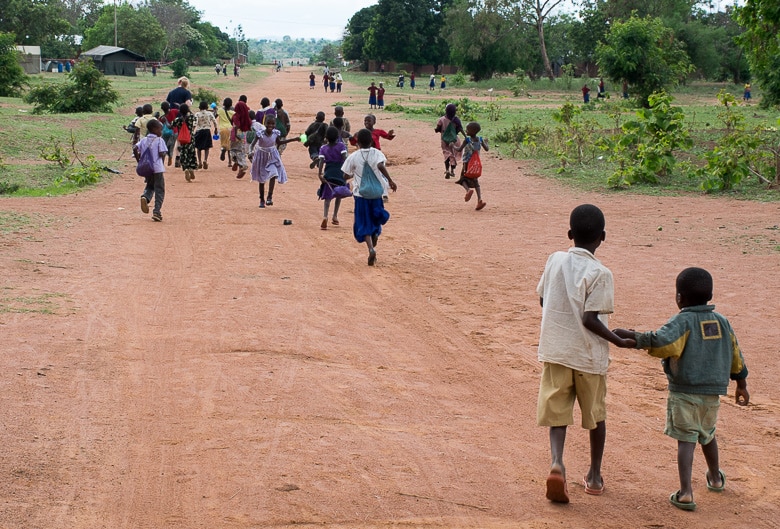 Children skipping in Salawe street