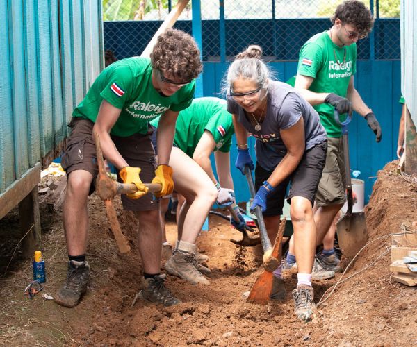 VM in Costa Rica on project site