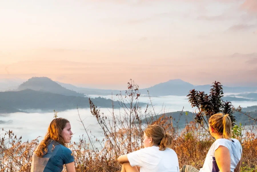 Raleigh Borneo three-friends-sunrise-above-clouds